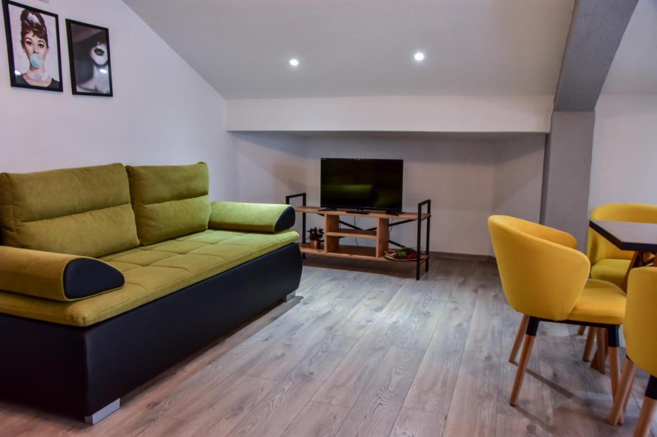 Papi Apartments Крушево Экстерьер фото