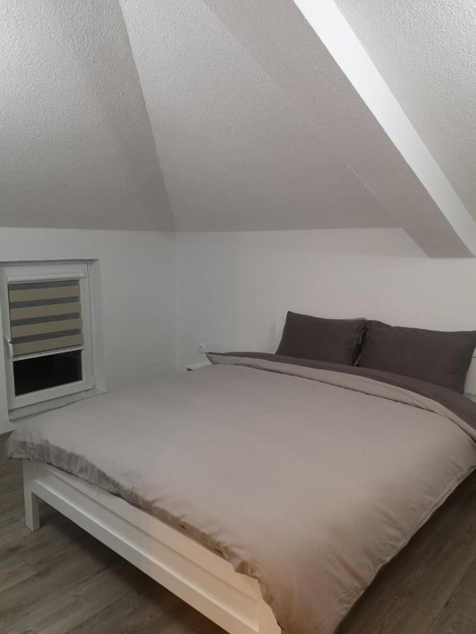 Papi Apartments Крушево Экстерьер фото