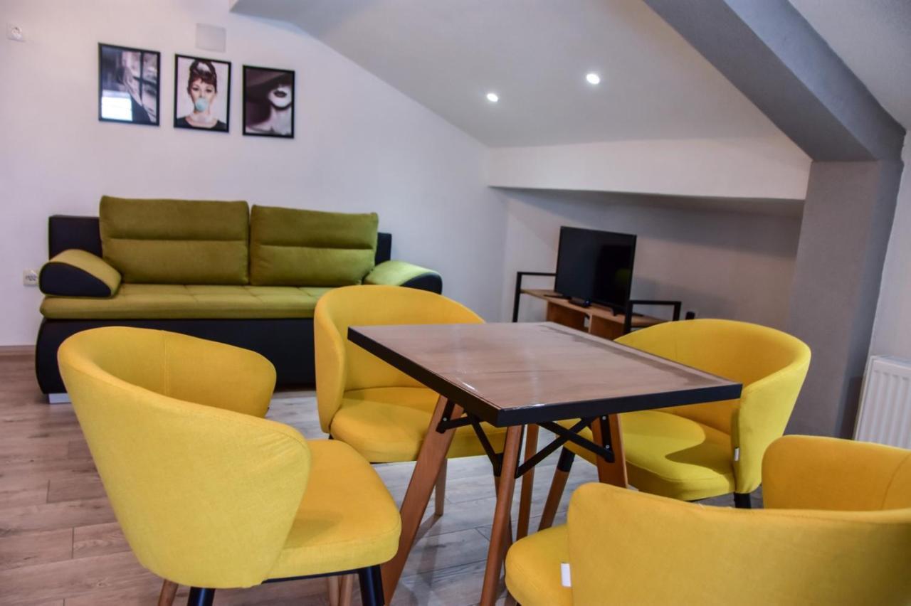 Papi Apartments Крушево Экстерьер фото