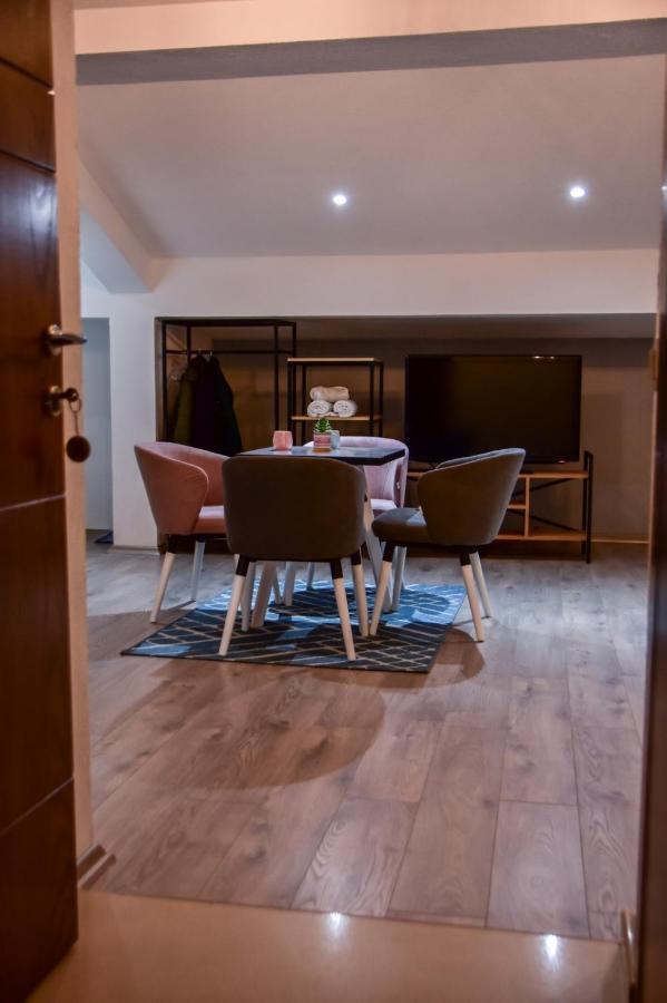 Papi Apartments Крушево Экстерьер фото