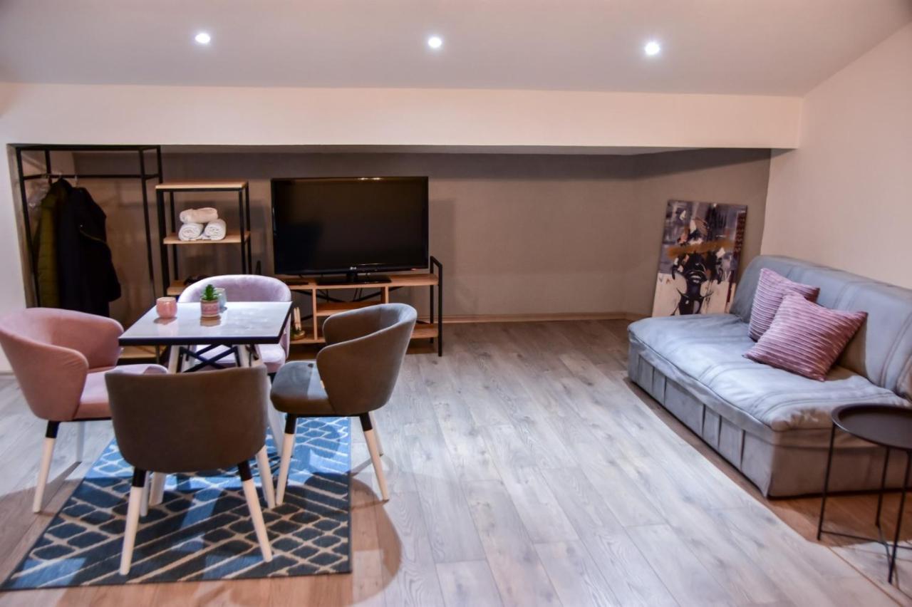 Papi Apartments Крушево Экстерьер фото