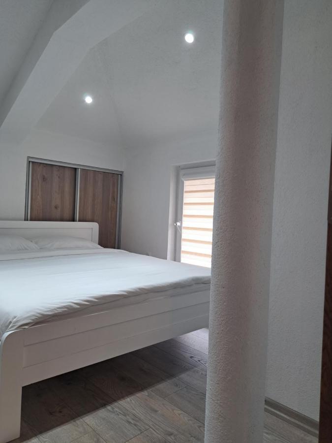 Papi Apartments Крушево Экстерьер фото