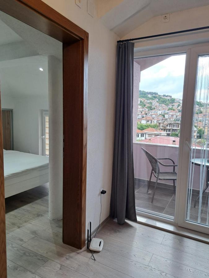 Papi Apartments Крушево Экстерьер фото