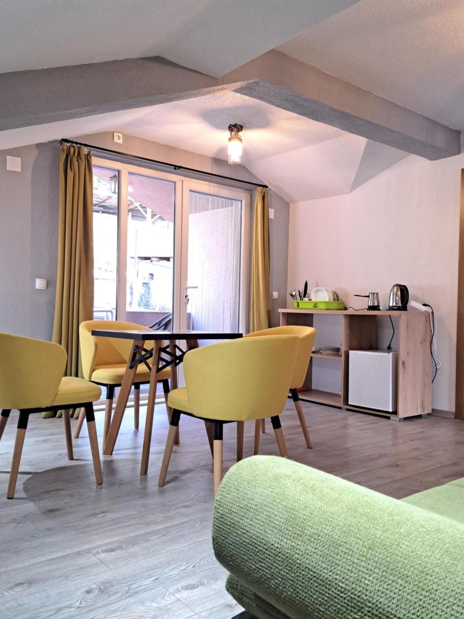 Papi Apartments Крушево Экстерьер фото